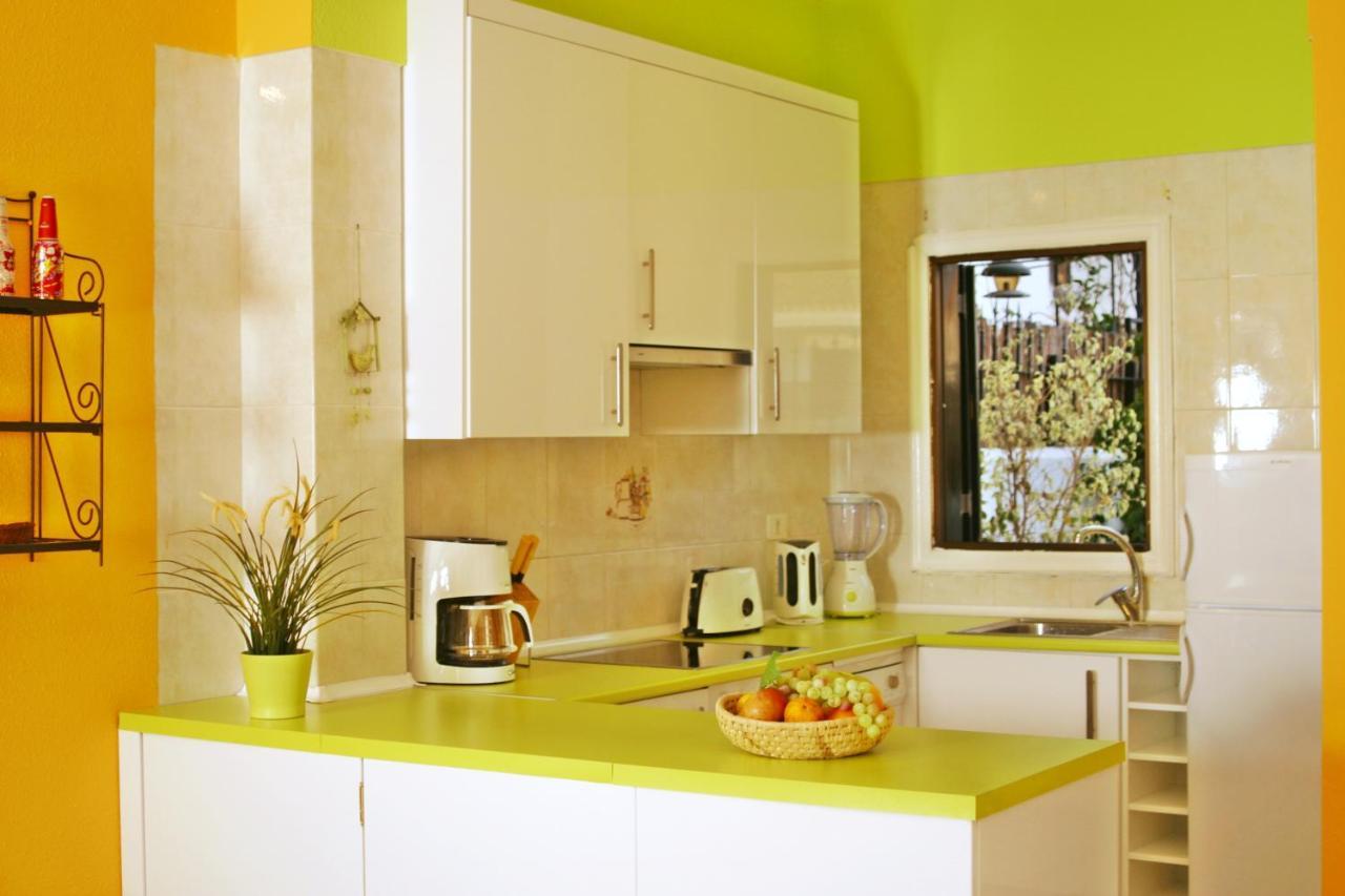 Remarkable 2-Bed House In Chayofa With Pool Kültér fotó